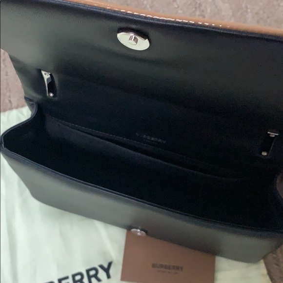 💯Authentic Runway Burberry TB Bag - Picture 9 of 14